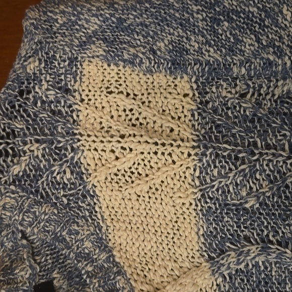 CHAPS lightweight sweater size large - Picture 2 of 4